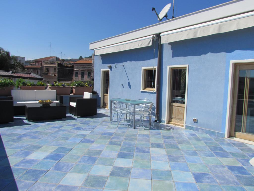 La Terrazza Sul Mare Bed & Breakfast Aci Castello Exterior photo